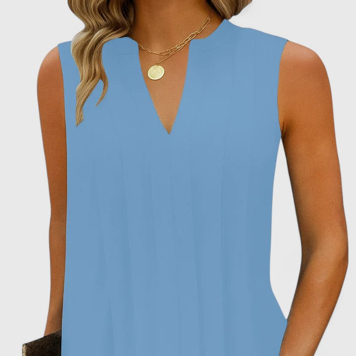 Clarhild | Elegant Flattering Dress With V-Neck