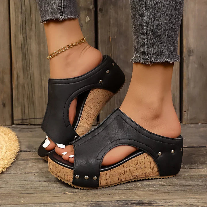 Lumi - Stud Wedges