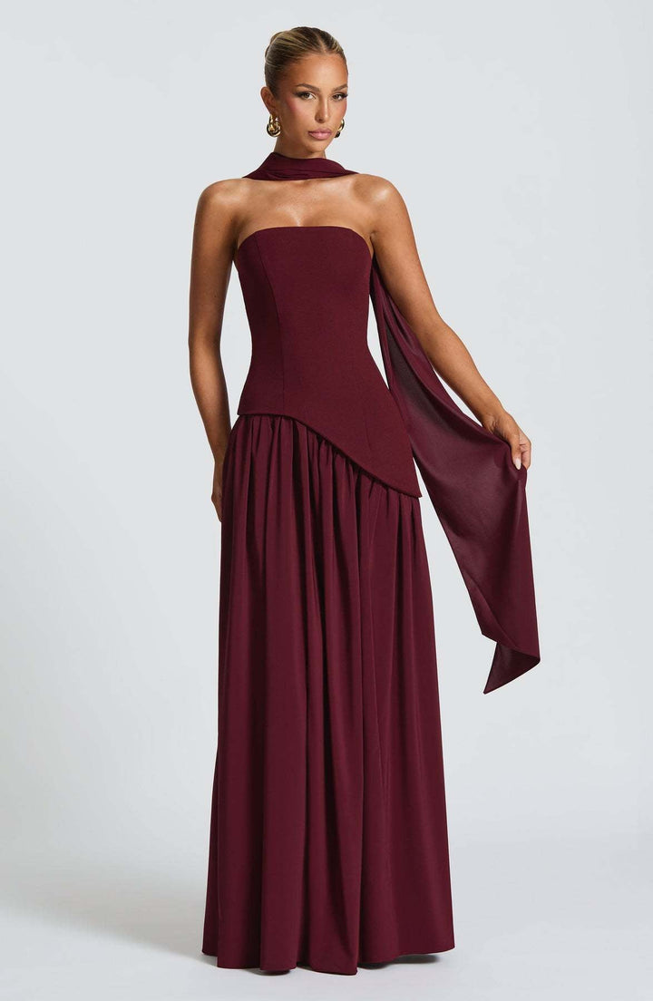 Valentina - Backless Split Dress