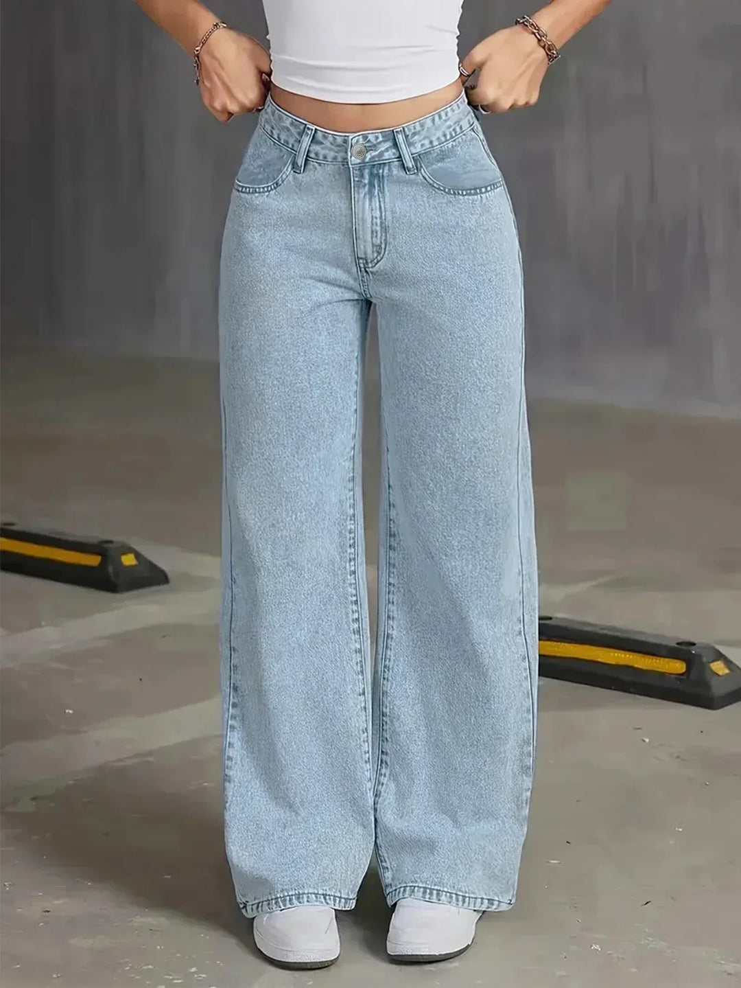 Natalie | Women’s Light Wash Wide Leg Jean
